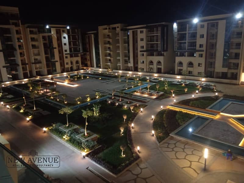 10 f74495bd-2e62-487b-8ac0-22bd6adf1f57. jpg