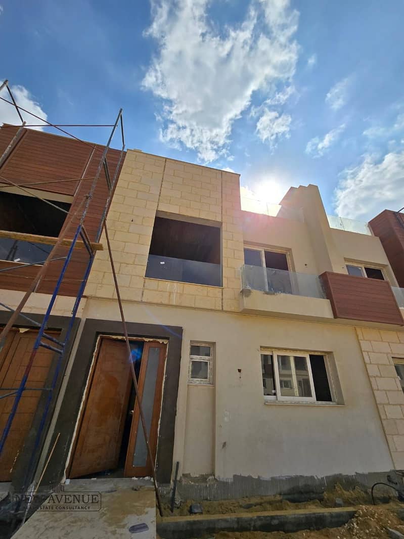 4 7f9c7d36-4aa4-48b1-9e82-51f30e5bd50f. jpg