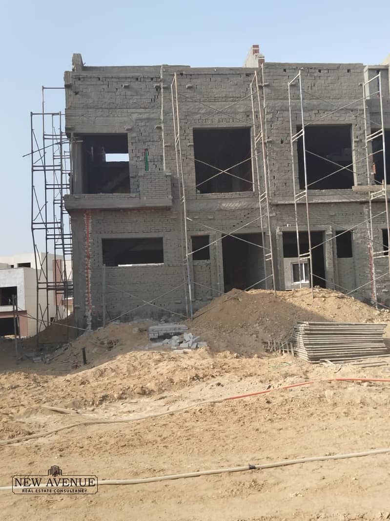 6 9c63f3b0-c3c6-4d1d-86a0-9fd551c74f3f. jpg