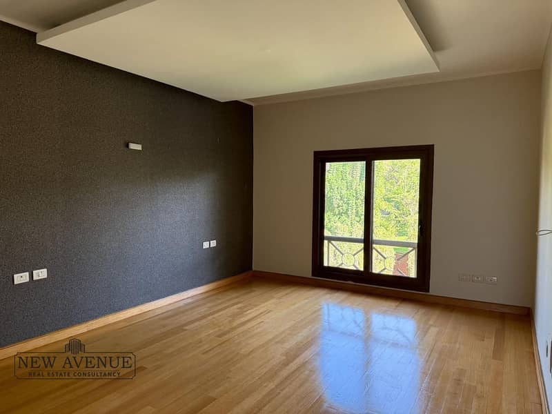 4 WhatsApp Image 2025-11-10 at 16.46. 38_3780f9ea. jpg