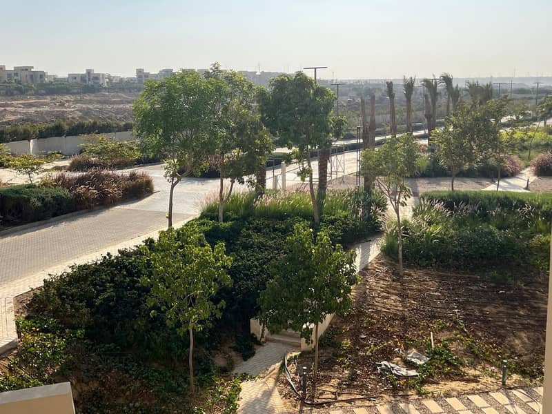 7 WhatsApp Image 2025-11-11 at 12.48. 35_2c914b1f. jpg