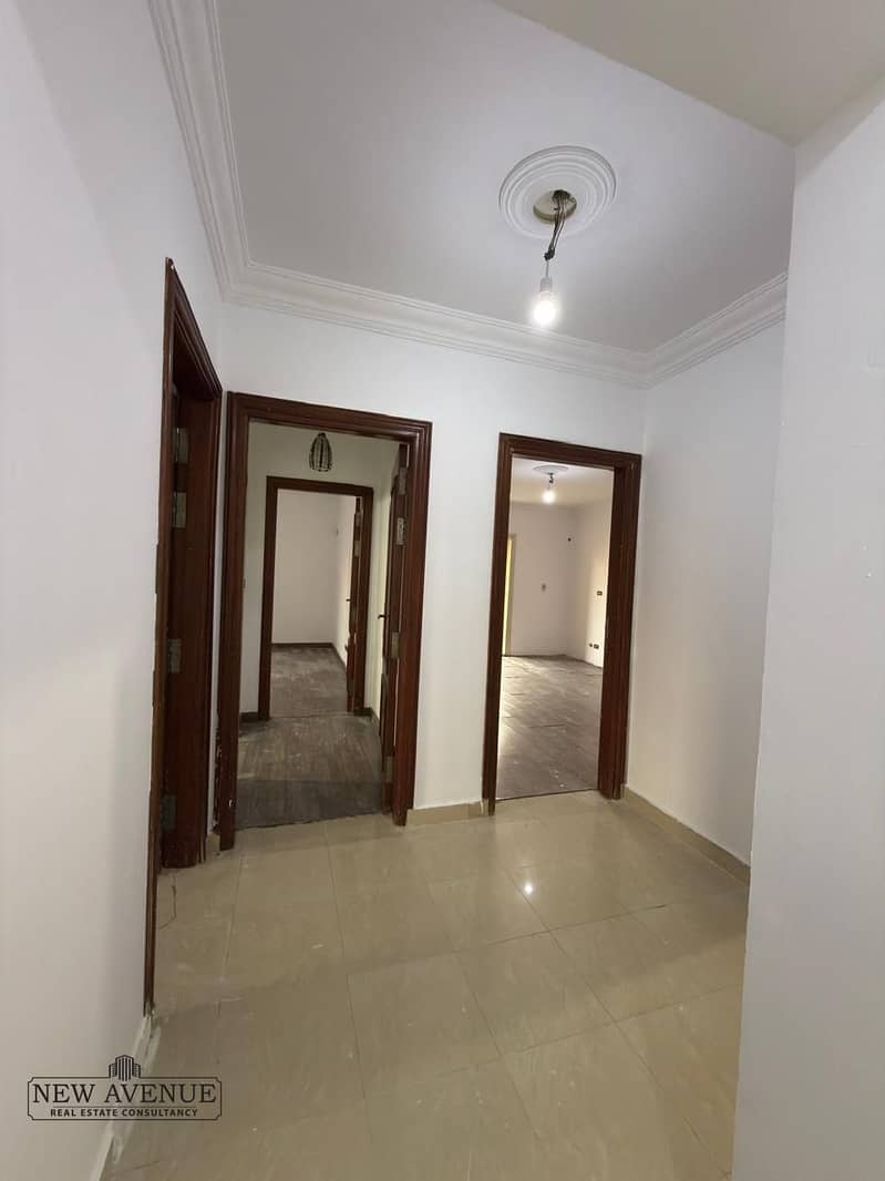 12 c50cfecc-1065-491b-b04c-b126d750b3cb. jpg