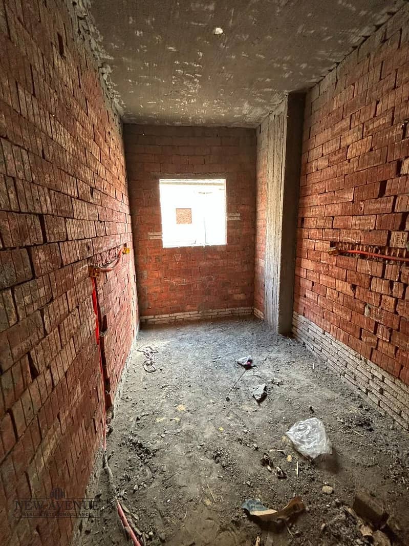 7 WhatsApp Image 2025-11-10 at 17.30. 44_7c823646. jpg