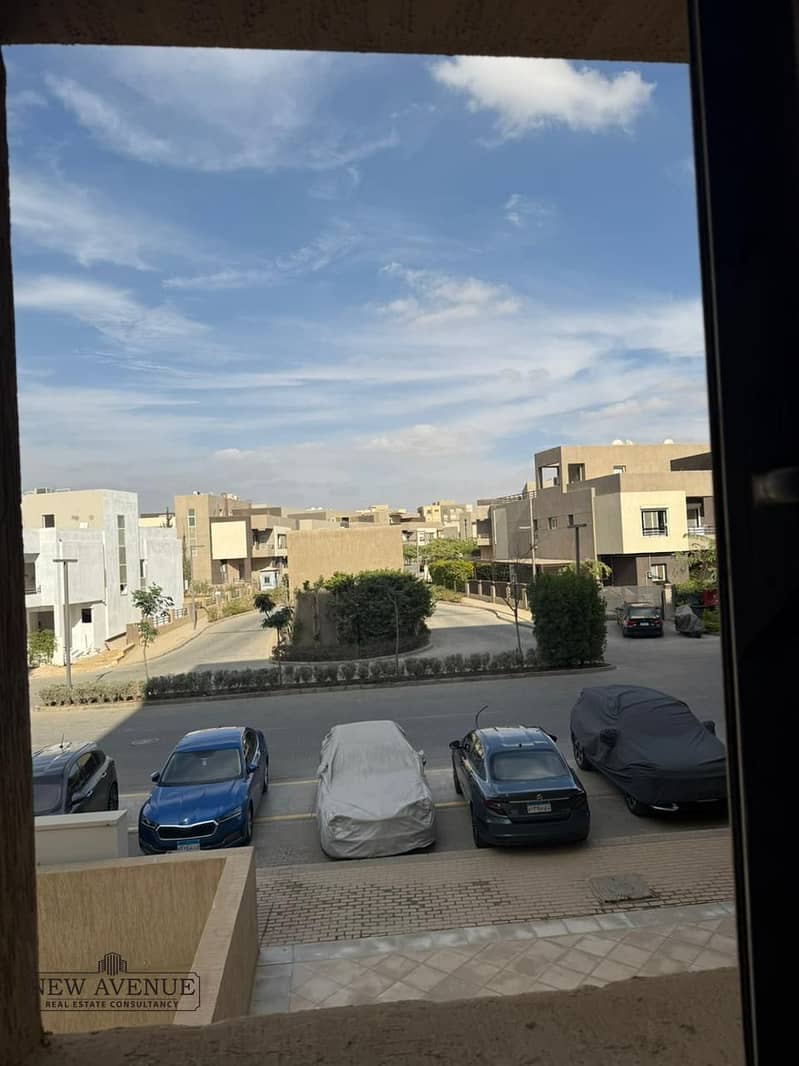 8 WhatsApp Image 2025-11-12 at 17.09. 40_f47020b6. jpg