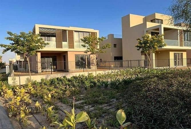 10 WhatsApp Image 2025-11-13 at 17.43. 23_3e1ccac6. jpg