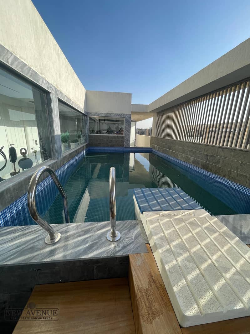 5 7429d2ad-71ac-4a64-983e-f10a54cfe850. jpg