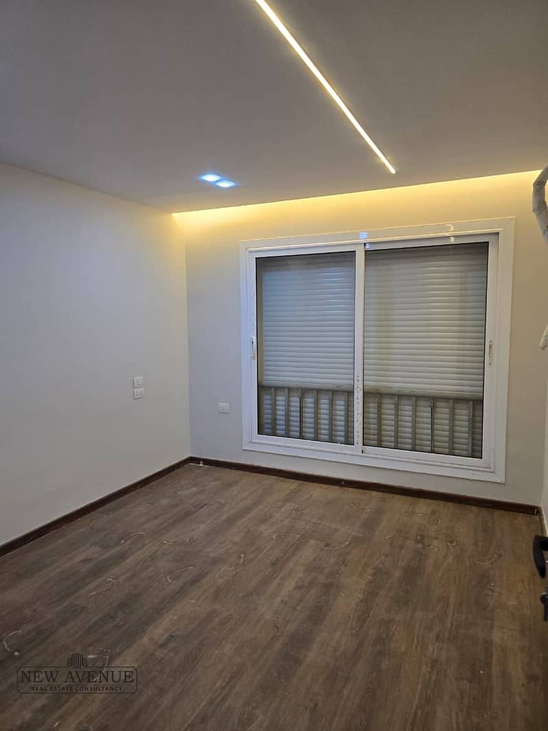 8 WhatsApp Image 2025-11-12 at 17.16. 32_07f10d89. jpg