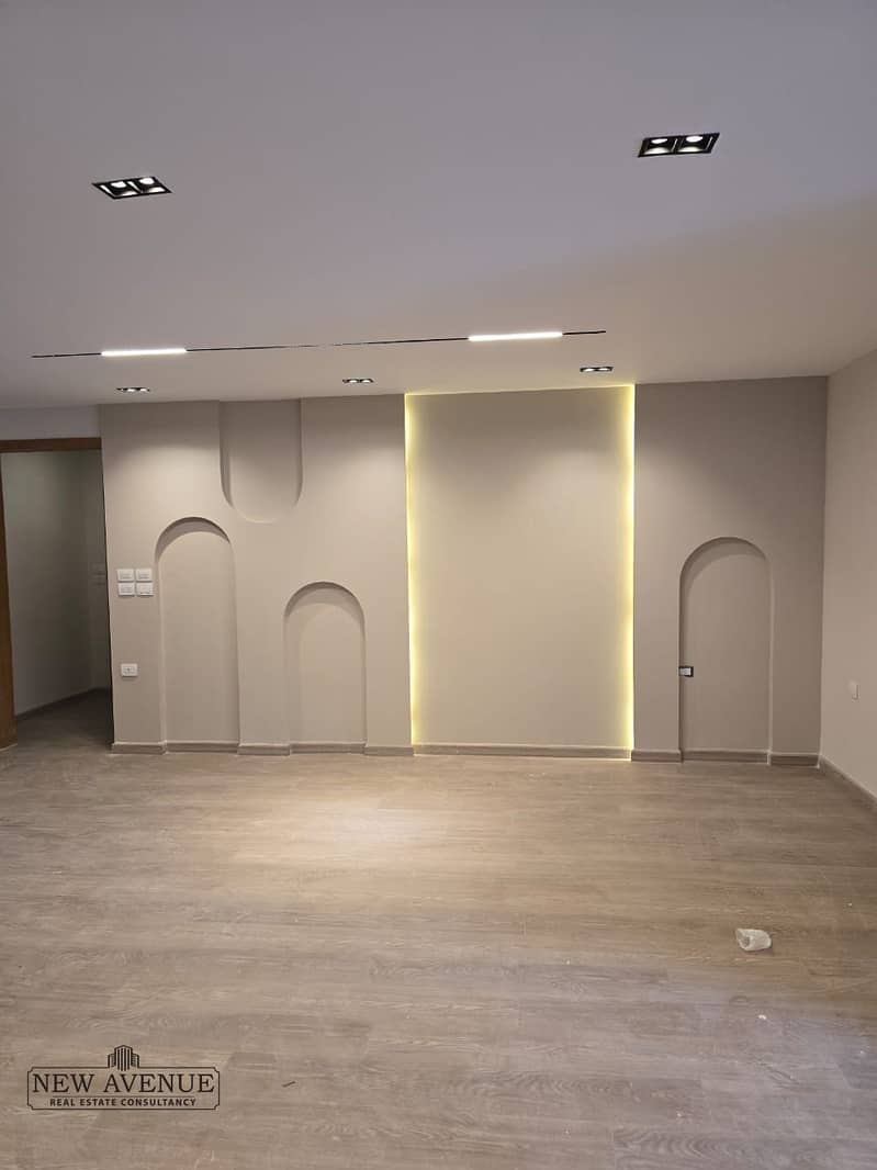 4 WhatsApp Image 2025-11-19 at 14.02. 42_c111275e. jpg