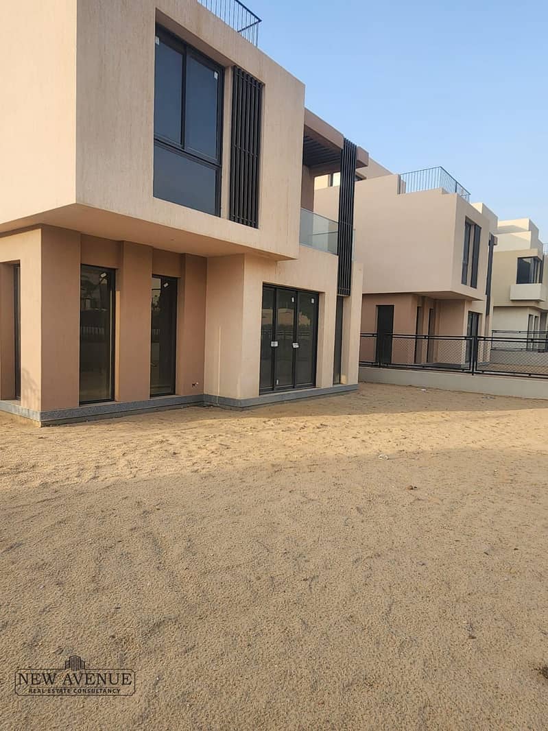 2 WhatsApp Image 2025-11-26 at 12.41. 45_76eeaca0. jpg