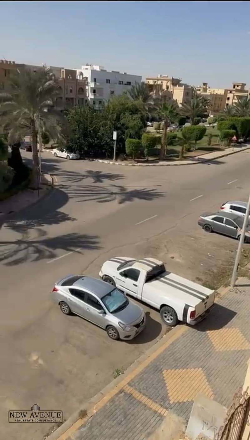 9 cbe6d180-dc8e-4f5c-9c97-0b4d0dd1b30f. jpg