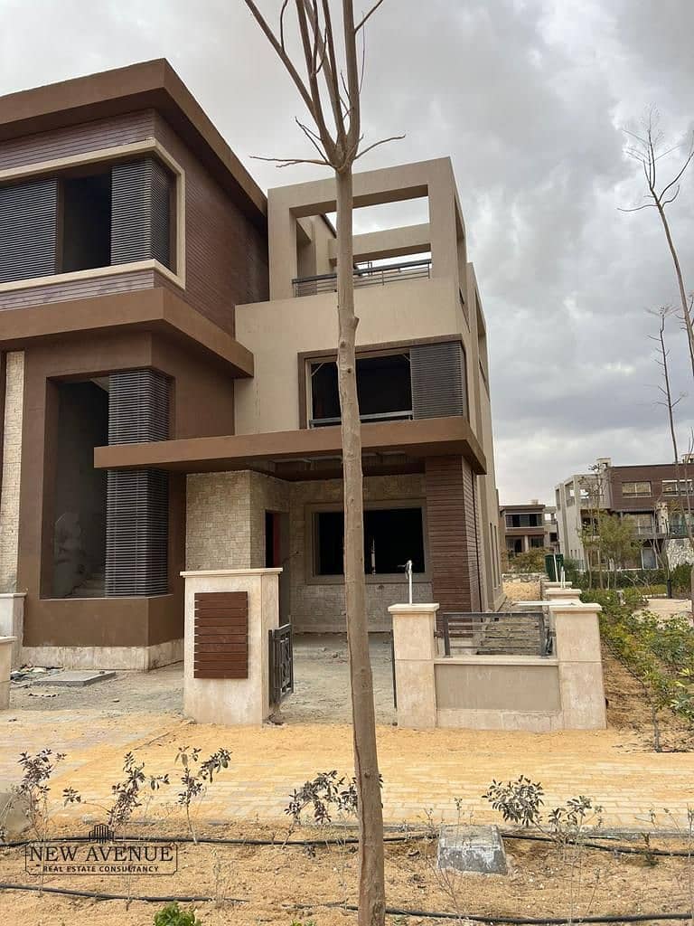 4 4ac5219d-2faa-4667-8559-ec880b5a70f7. jpg