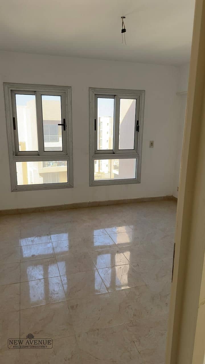 4 WhatsApp Image 2025-11-26 at 12.08. 38_6eac76c4. jpg