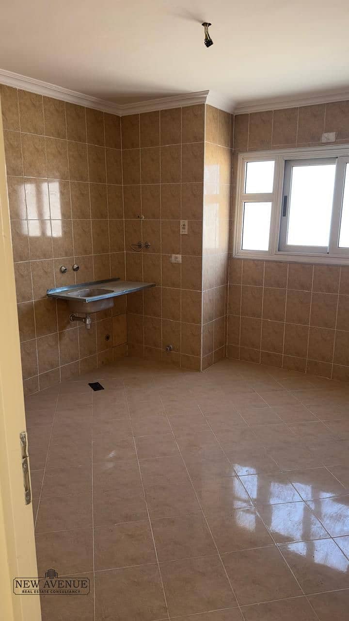 8 WhatsApp Image 2025-11-26 at 12.08. 38_77b452e7. jpg