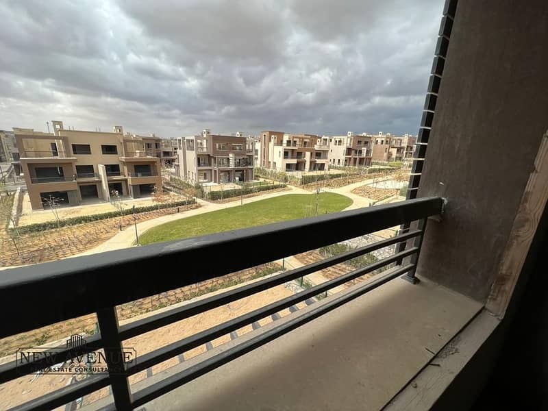 3 ef81d26a-6b7f-4095-b9c1-85d965fc5dab. jpg