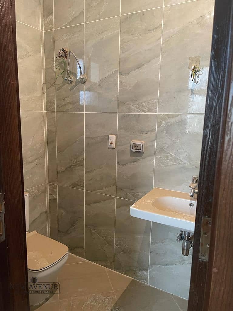 7 99aa1ea6-60bf-47a1-aaf7-2c6dc92c2cd8. jpg