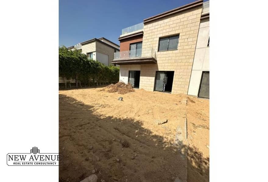 3 3ade5e7f-d17a-42dc-b4d4-58a590bdb784. jpg