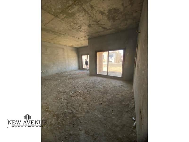 5 38725fc6-832c-46c1-953e-0c89db83906c. png