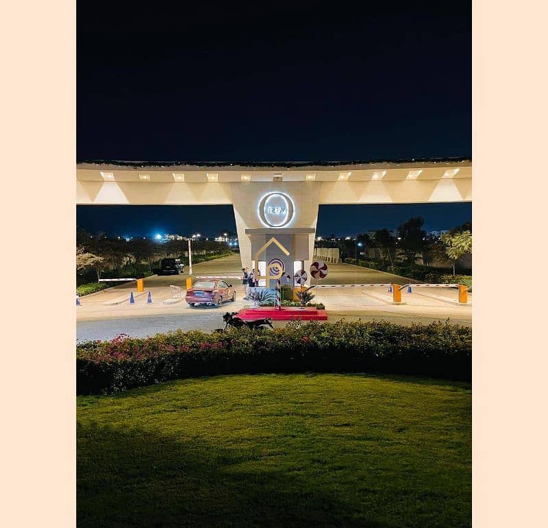 8 550513690_2003640147140994_8906007311577694434_n. jpg