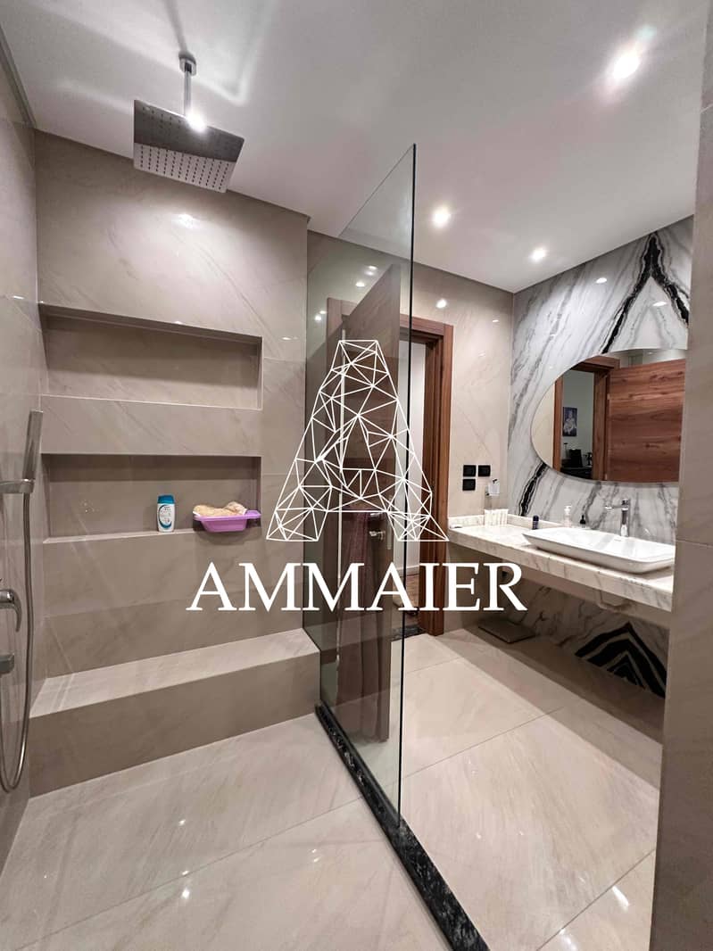 13 0092800d-ffb6-4557-88ef-6ae9dca36fde. jpg