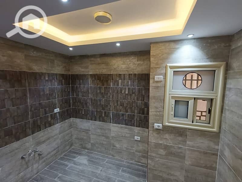 7 WhatsApp Image 2025-12-08 at 16.36. 14_2b38a684. jpg