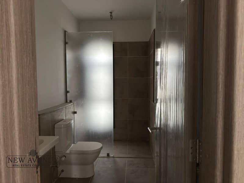 8 WhatsApp Image 2025-11-30 at 12.18. 32 (2). jpeg