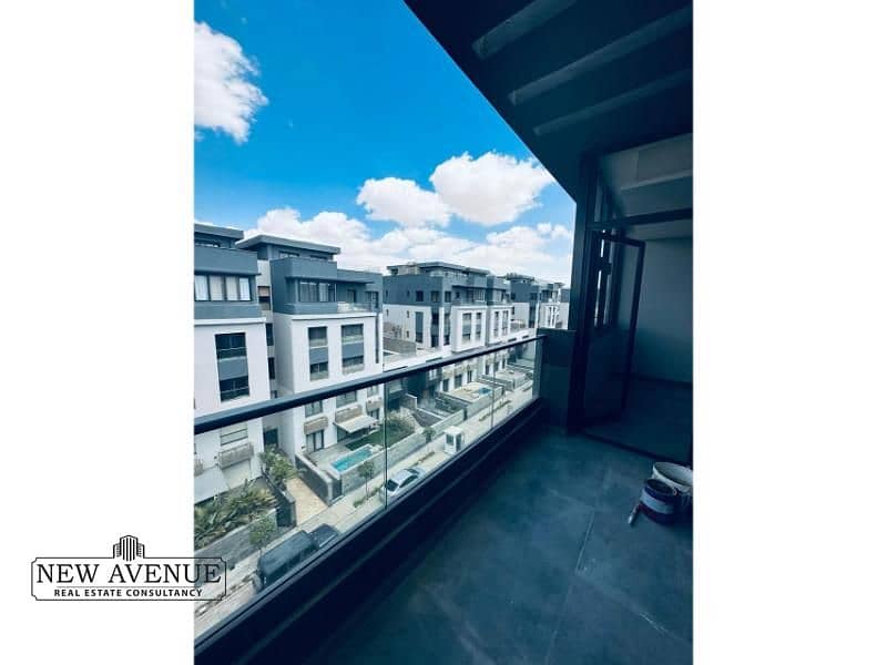 10 e759ee19-3abb-4287-b1d7-3a311be5a72f. jpg