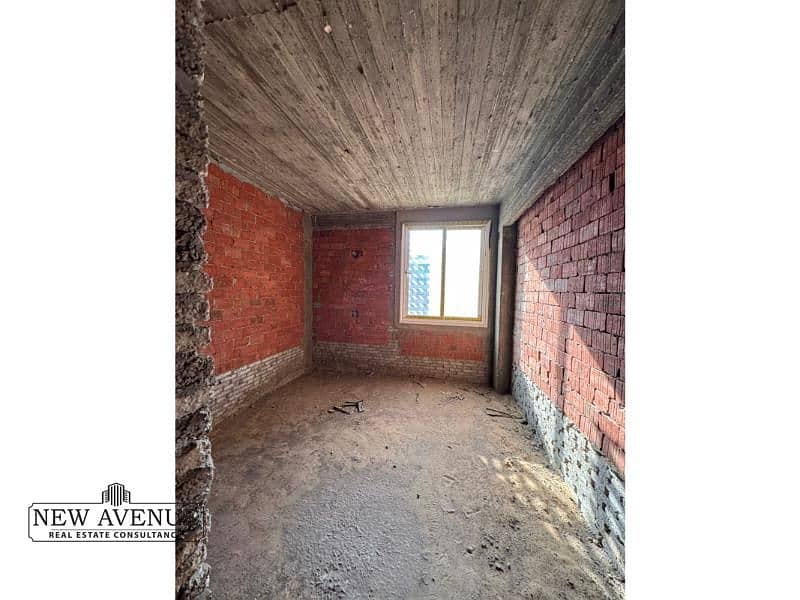 4 7f9c18c9-006c-4a92-98ee-421c56cbcbd4. jpg