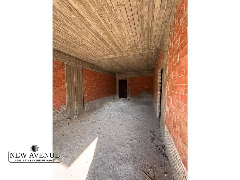 10 d522d895-303e-4990-ba9c-d3e182d8e817. jpg