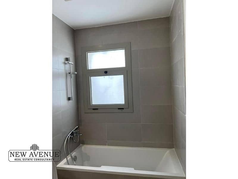 9 WhatsApp Image 2024-10-22 at 12.16. 05 PM (1). jpg