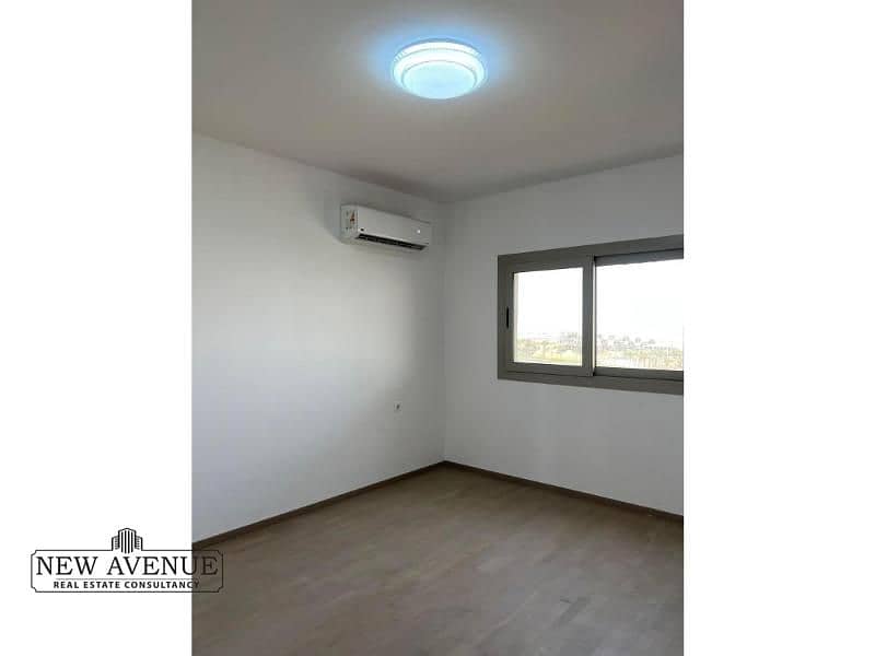 12 WhatsApp Image 2024-10-22 at 12.16. 00 PM. jpg