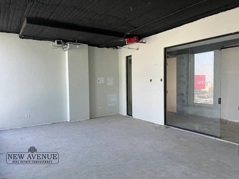 8 WhatsApp Image 2025-10-28 at 6.53. 32 PM. jpeg