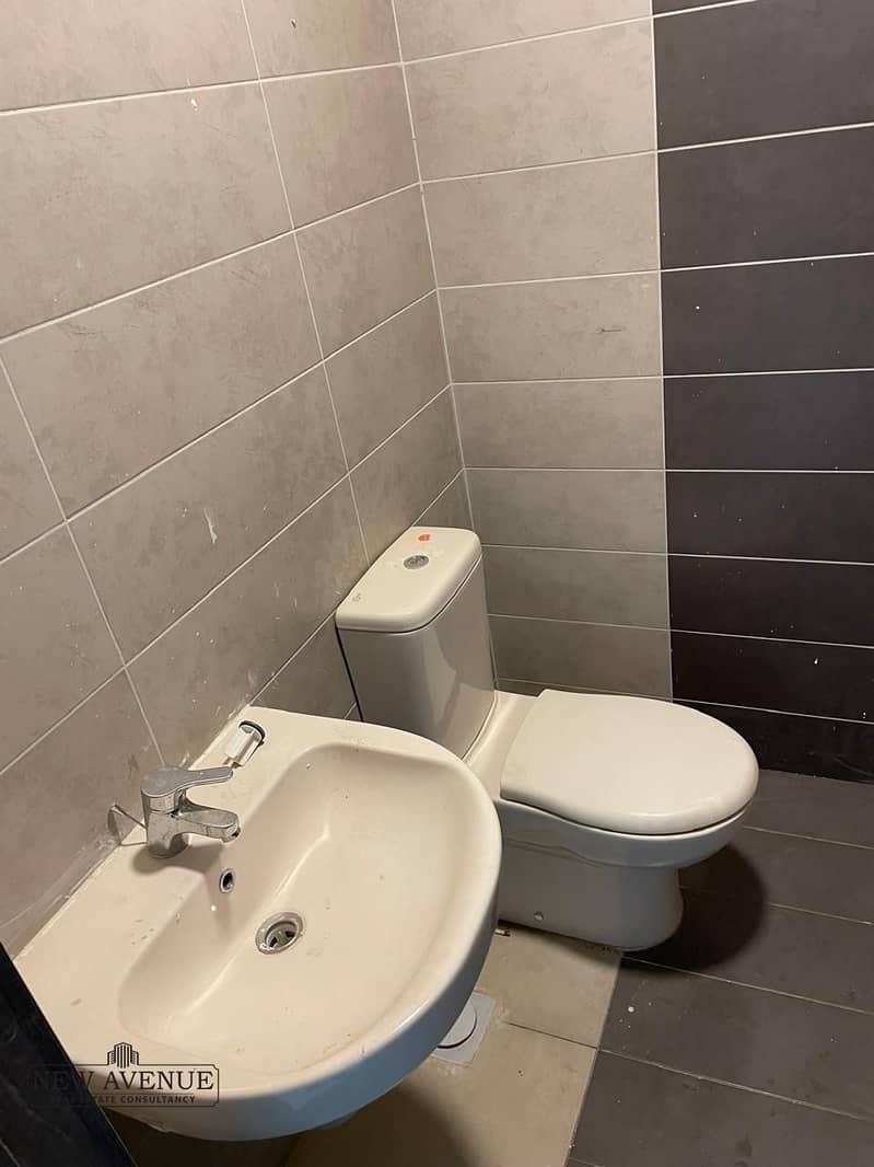 4 WhatsApp Image 2025-11-02 at 2.59. 44 PM (2). jpeg