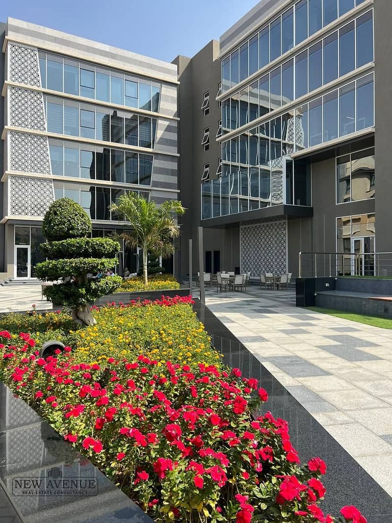 2 WhatsApp Image 2025-11-03 at 9.35. 13 PM (2). jpeg