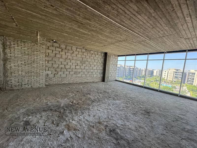 5 WhatsApp Image 2025-11-03 at 9.35. 12 PM (2). jpeg