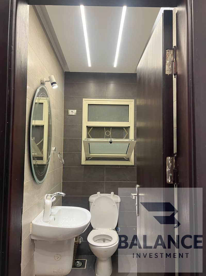 5 bfa123eb-e12a-4651-9ff9-2721ff77d08d. jpg