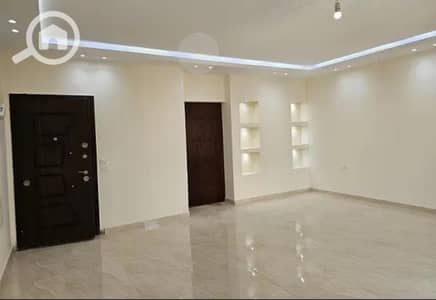 3 Bedroom Apartment for Sale in Sheikh Zayed, Giza - b635bbb8-f3a4-4c10-90e6-6198a117c2e8. jpeg