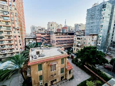 فلیٹ 3 غرف نوم للبيع في كفر عبدو، الإسكندرية - IMG-20251206-WA0054. jpg فلیٹ 3 غرف نوم للبيع في كفر عبدو، الإسكندرية - IMG-20251206-WA0054. jpg