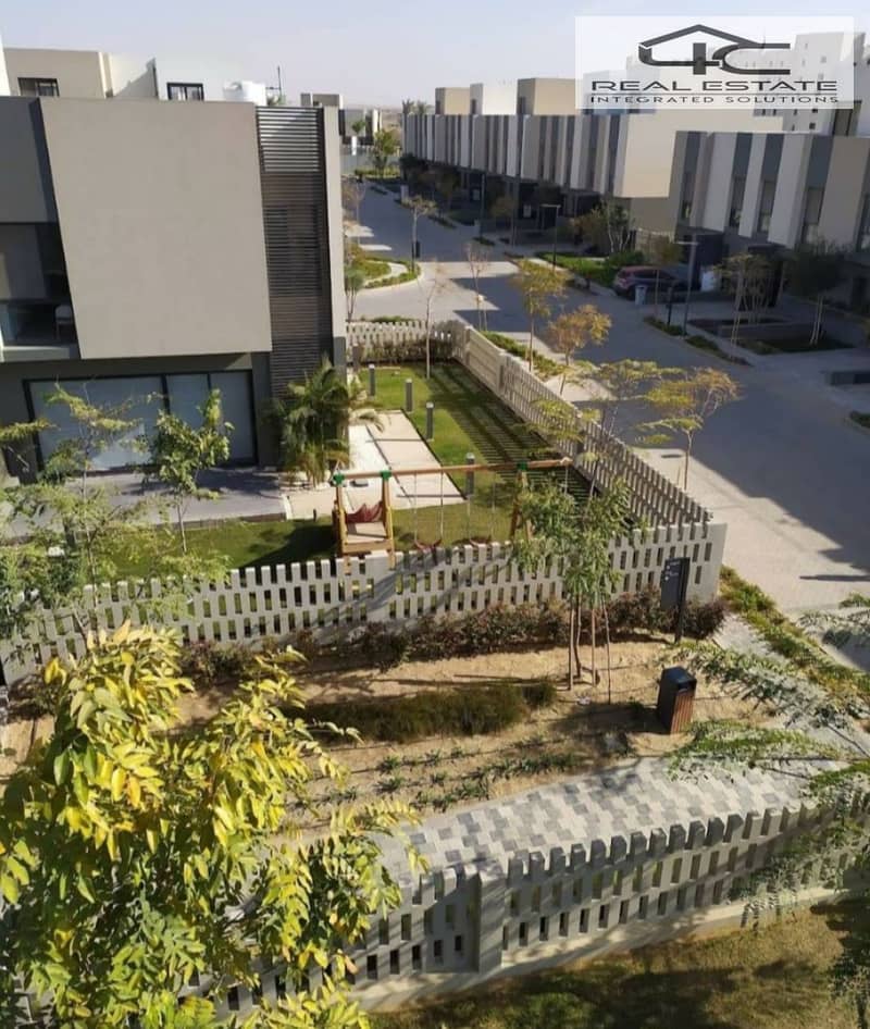 14 WhatsApp Image 2025-12-08 at 15.41. 22 (1). jpeg