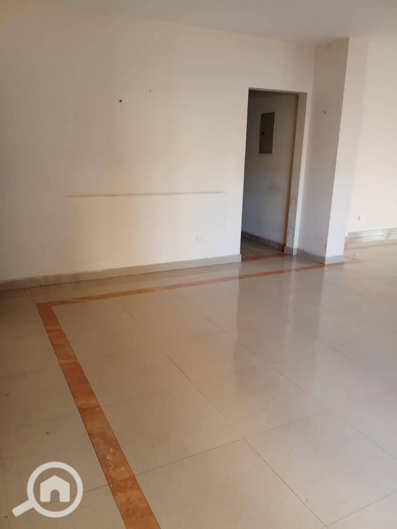 2 63d580b3-cc5a-4a12-8e57-b54ef3d071bb. jpeg