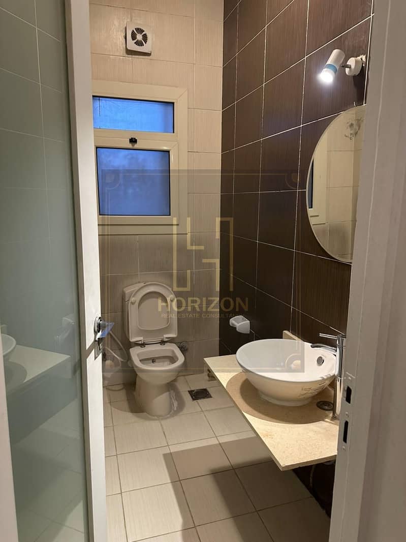 10 WhatsApp Image 2025-12-08 at 5.47. 39 PM. jpeg