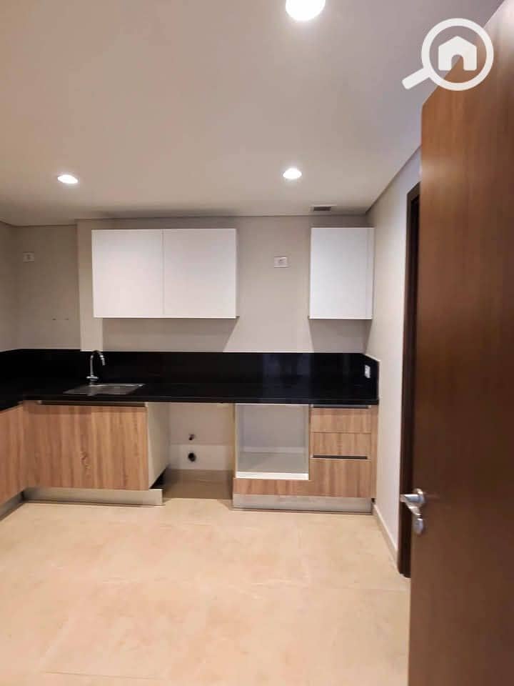 7 FB_IMG_1739268315526. jpg