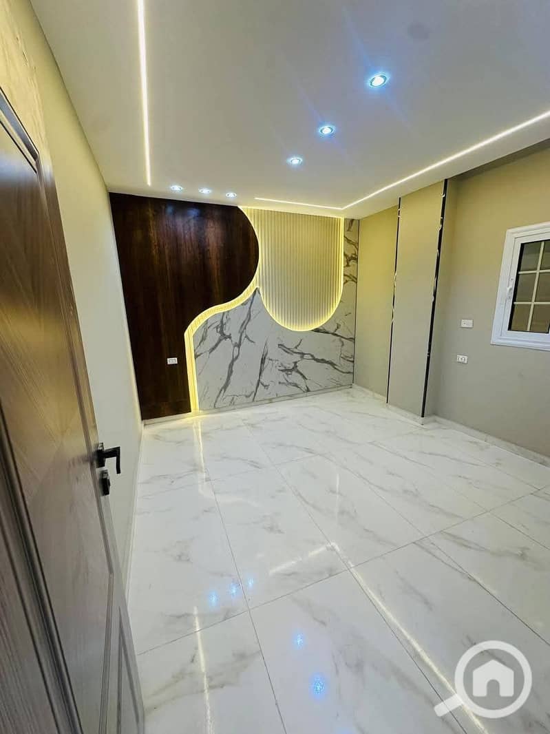 6 6dcb1c8f-0e9c-491c-ac2b-58bc8f75e3d3. jpg