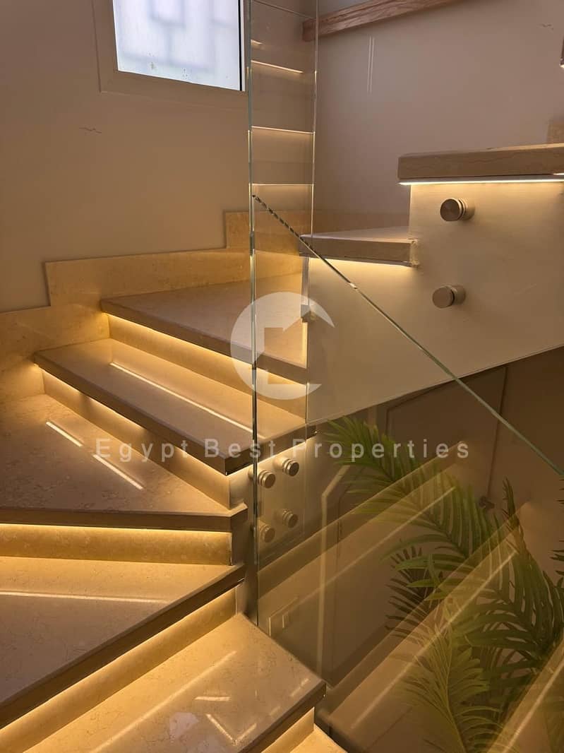 9 WhatsApp Image 2025-12-08 at 1.12. 07 PM. jpeg