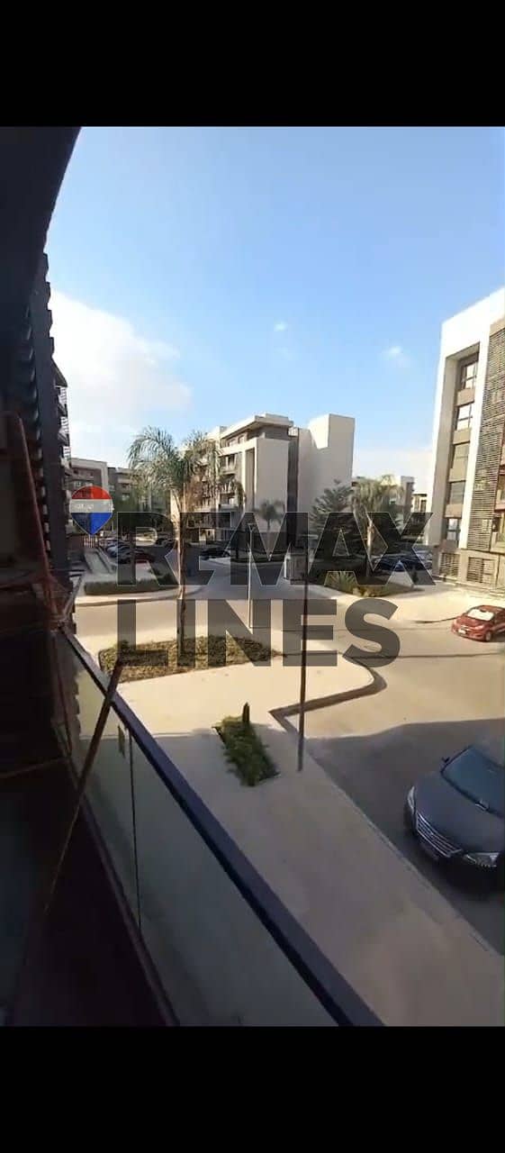 2 WhatsApp Image 2025-12-08 at 15.48. 44 (1). jpeg