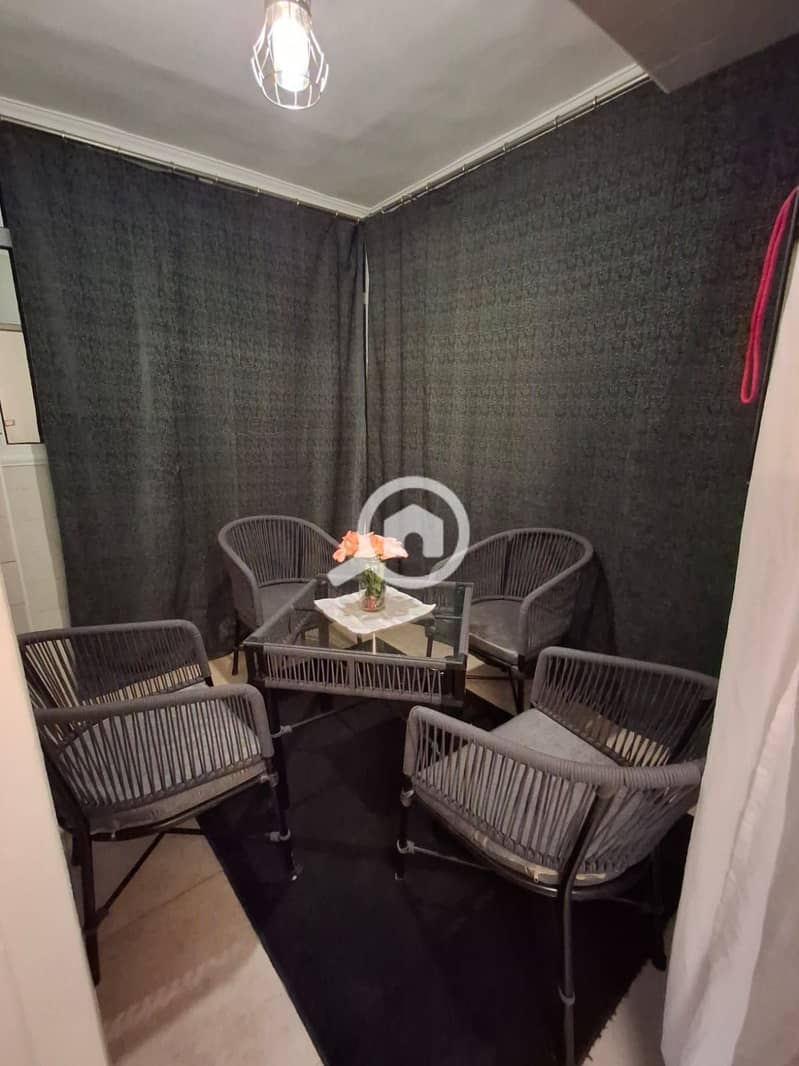 10 c33b1a63-01cf-4aff-8896-0fcdf90d28aa. jpg