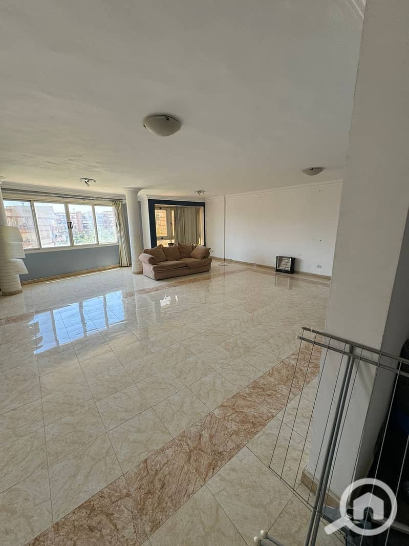 4 18c3a276-02c9-4539-86fd-af4a5860fc4e. jpeg