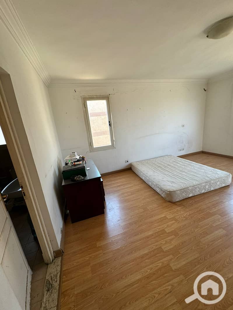 7 b5b3d2fb-9096-48d7-8387-e14ede6b6b0b. jpeg