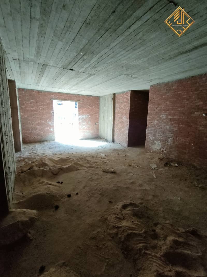 4 WhatsApp Image 2025-05-25 at 17.48. 35. jpeg