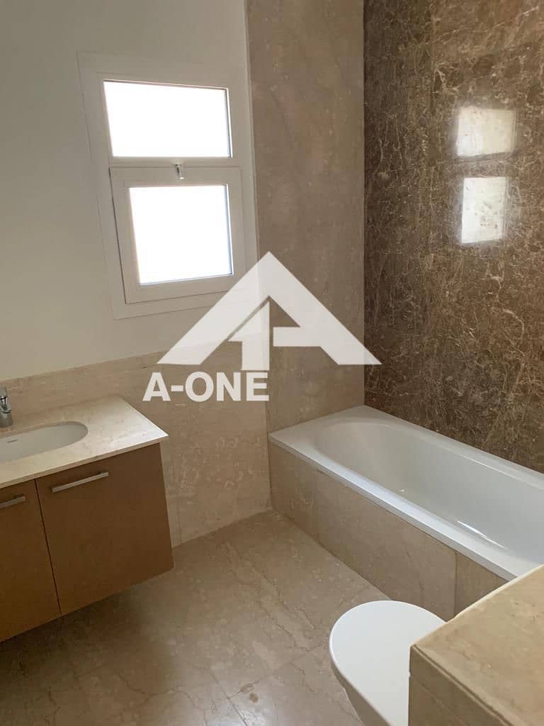 8 59f52e1c-f198-47e2-a821-ab2669a4d59f. jpg