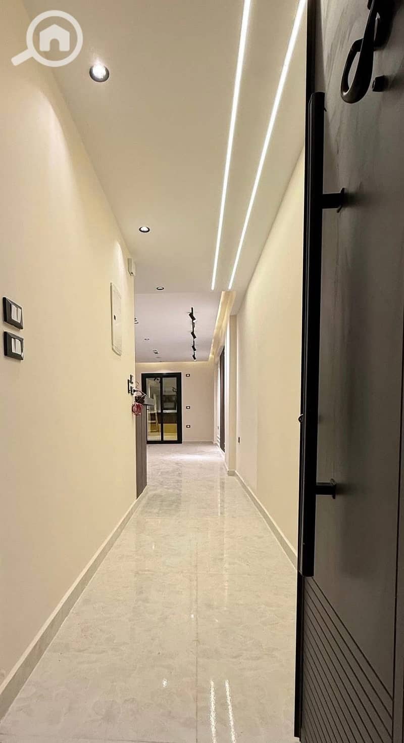 4 0cb91e39-e3d0-4311-874c-e8119eb8f9db. jpg